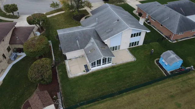 $499,900 | 8030 Valley View Drive, Tinley Park, IL 60477