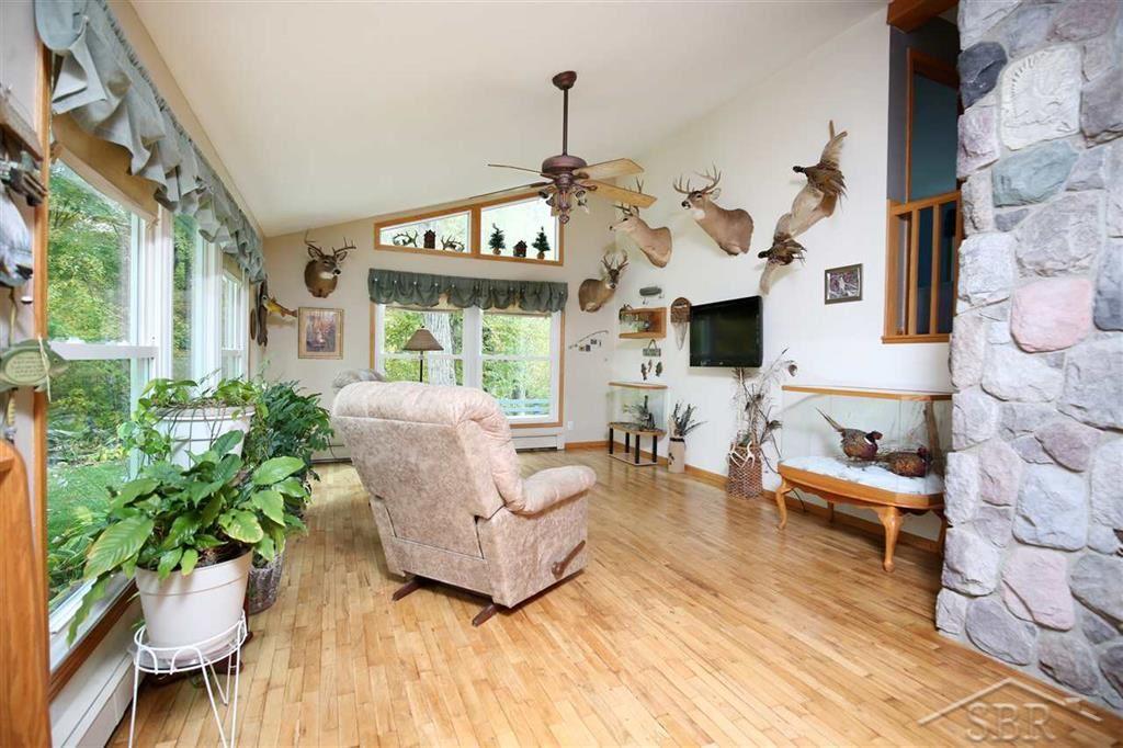4451 Calhoun Road Beaverton, MI 48612 - Photo 3 of 34