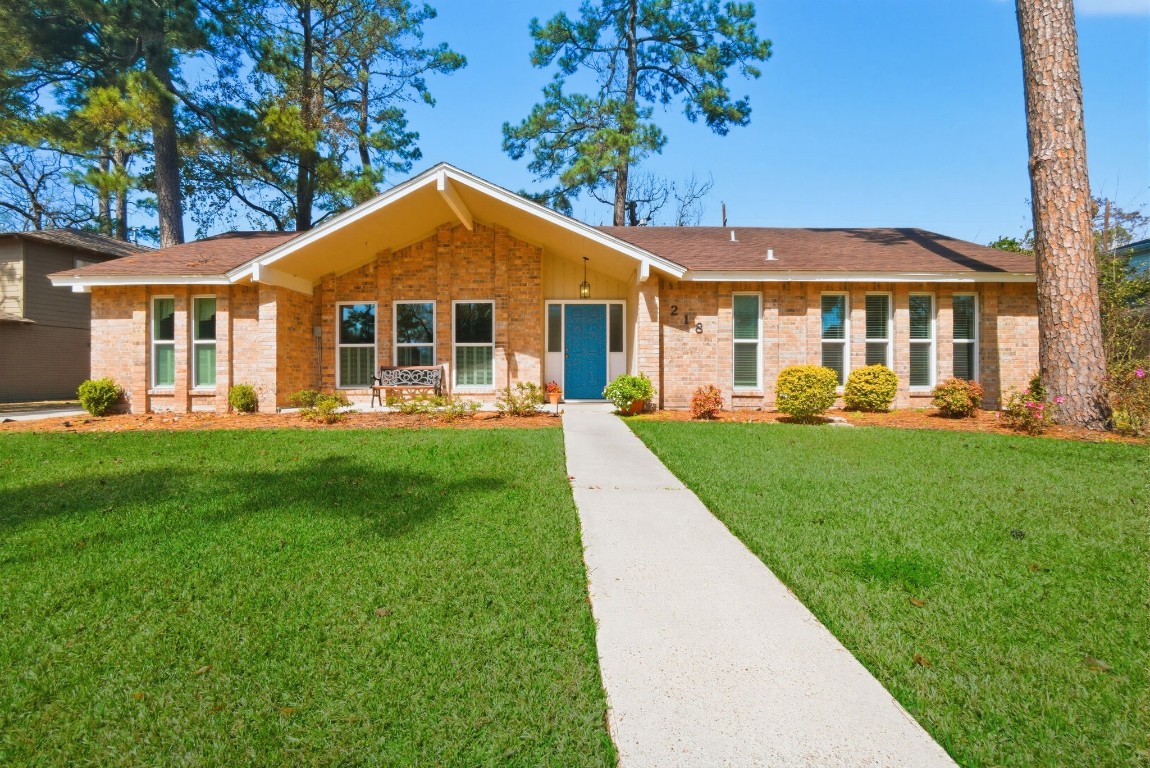 Welcome home.
(Enhanced grass)