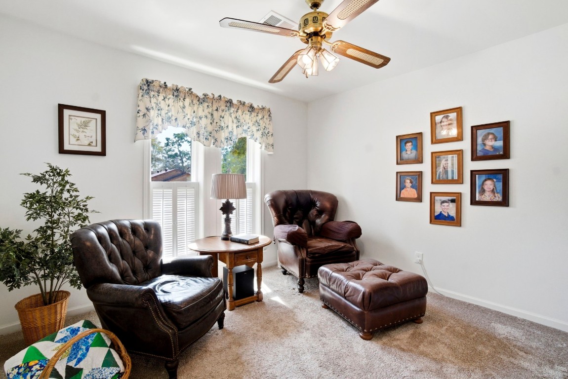 218 Tree Trunk Drive Spring, TX 77388 - Photo 16 of 40 Versatile space could be used as home office.