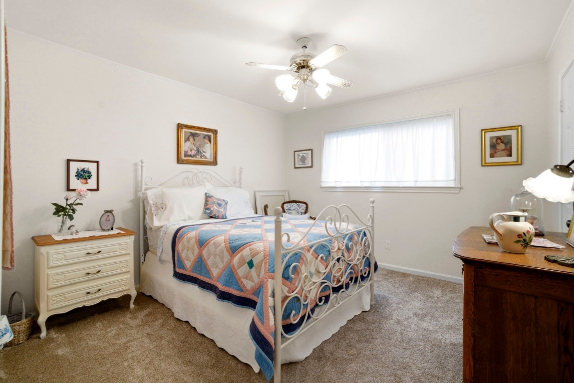 218 Tree Trunk Drive Spring, TX 77388 - Photo 28 of 40 Bedroom 3.