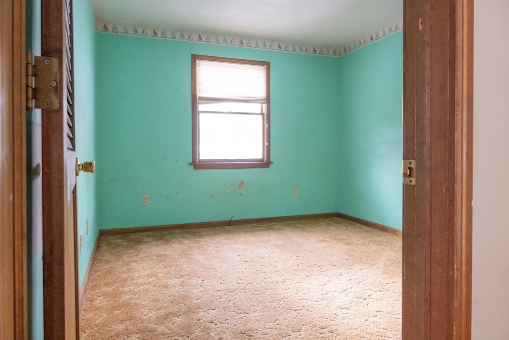 163 Prospect St Extension Westfield, MA 01085 - Photo 20 of 42