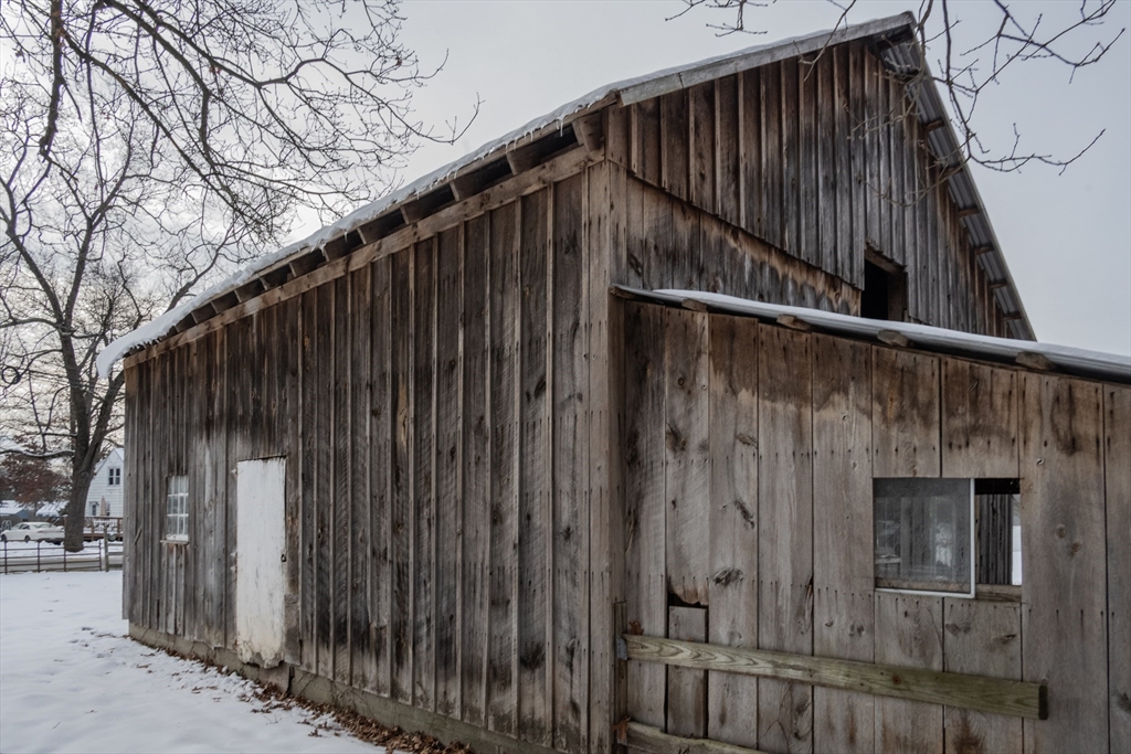 163 Prospect St Extension Westfield, MA 01085 - Photo 33 of 42