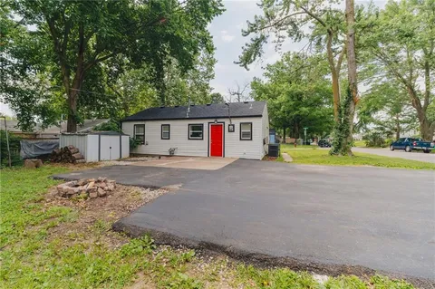$218,000 | 5034 Ottawa Street, Kansas City, KS 66106