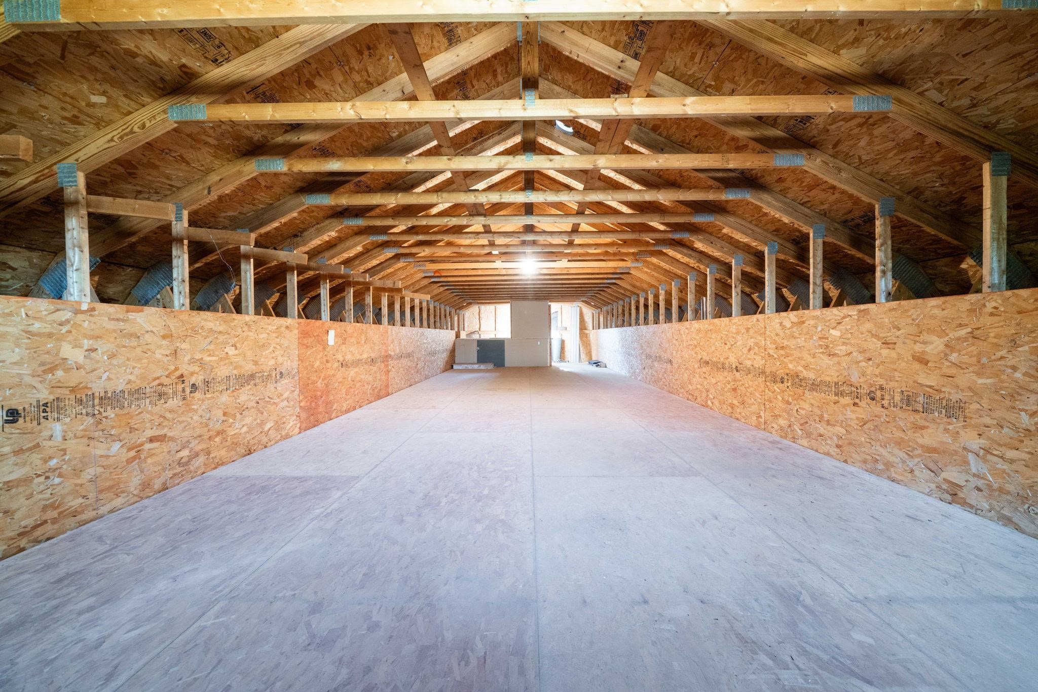 1198 Riverside Road Belvidere, IL 61008 - Photo 29 of 35 a view of a large building