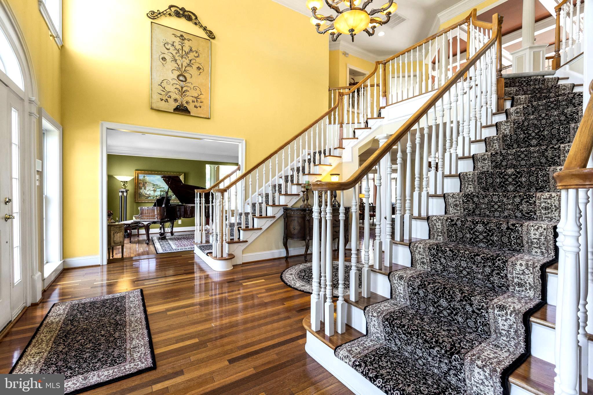 124 Anderson Farm Road Phoenixville, PA 19460 - Photo 8 of 40 Grand Entry with dual floating staircases
