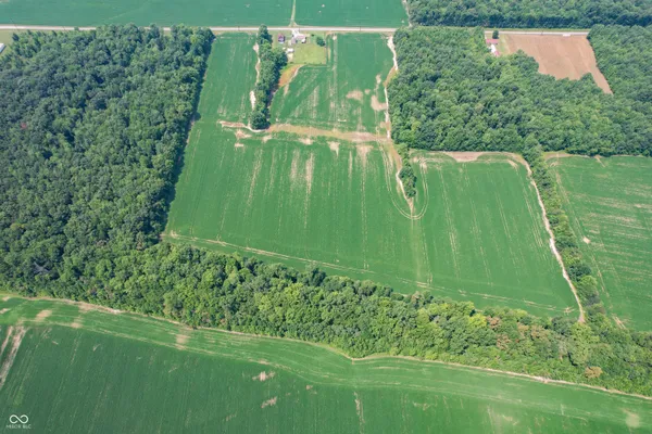 $1,596,000 | 3960 North County Road 75 West, North Vernon, IN 47265