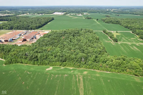 $1,596,000 | 3960 North County Road 75 West, North Vernon, IN 47265