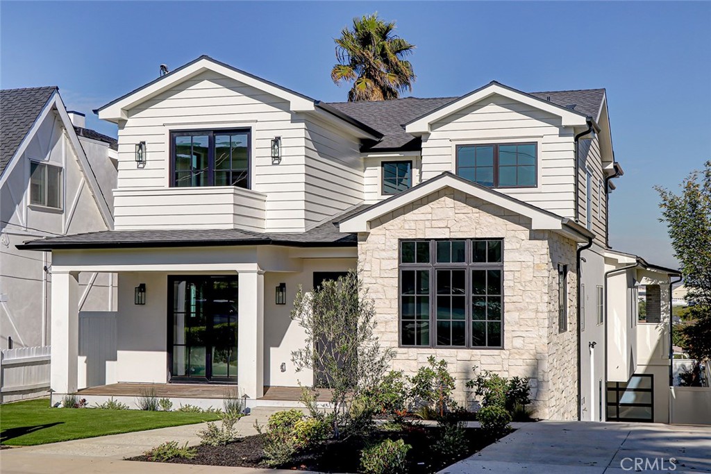 647 West Maple Avenue El Segundo, CA 90245 - Photo 2 of 58