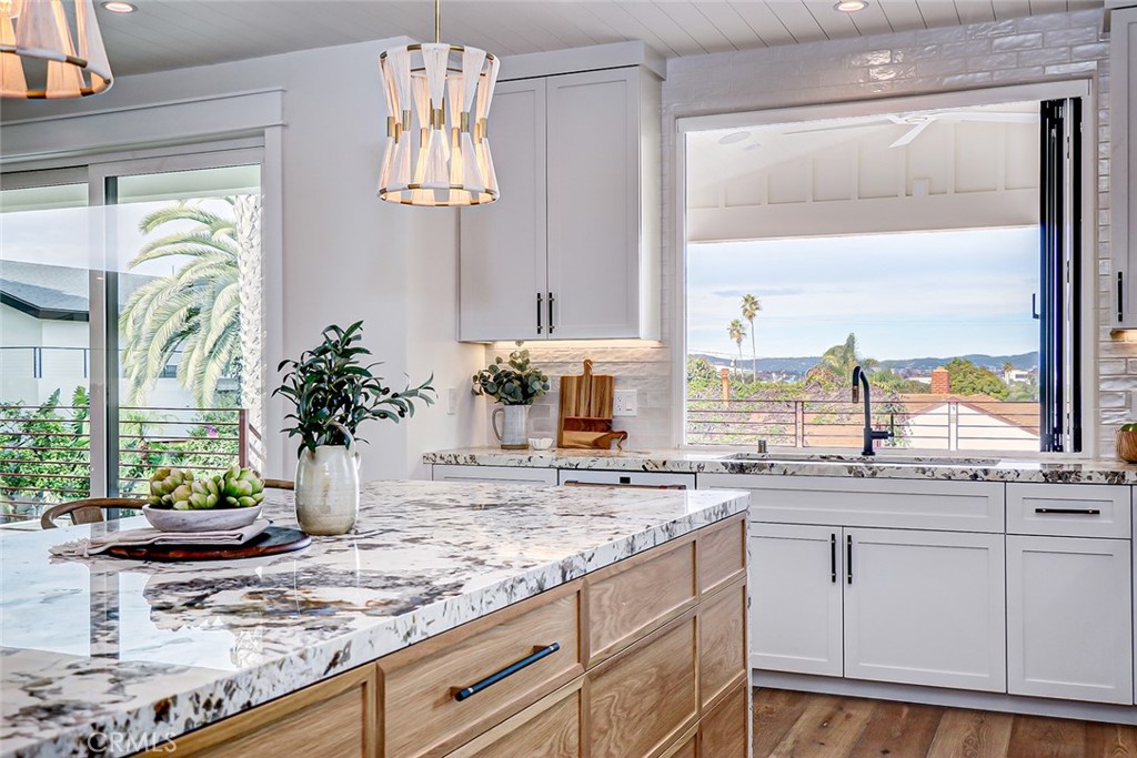 647 West Maple Avenue El Segundo, CA 90245 - Photo 21 of 58