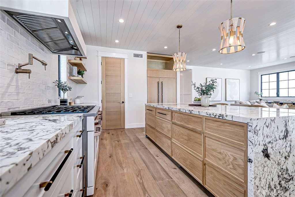 647 West Maple Avenue El Segundo, CA 90245 - Photo 22 of 58