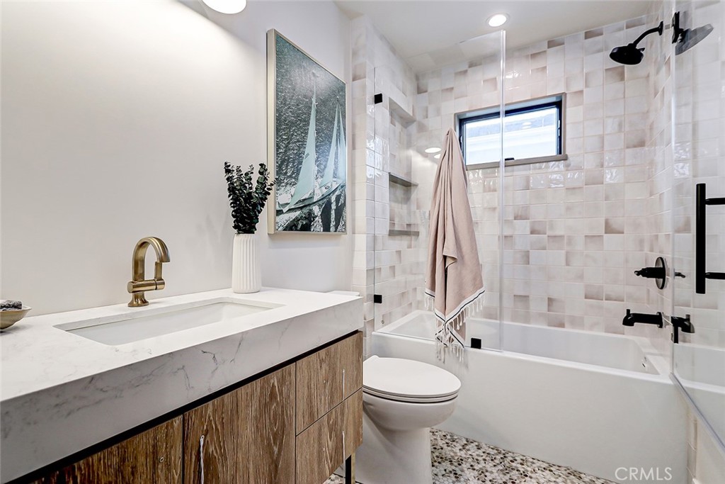 647 West Maple Avenue El Segundo, CA 90245 - Photo 31 of 58