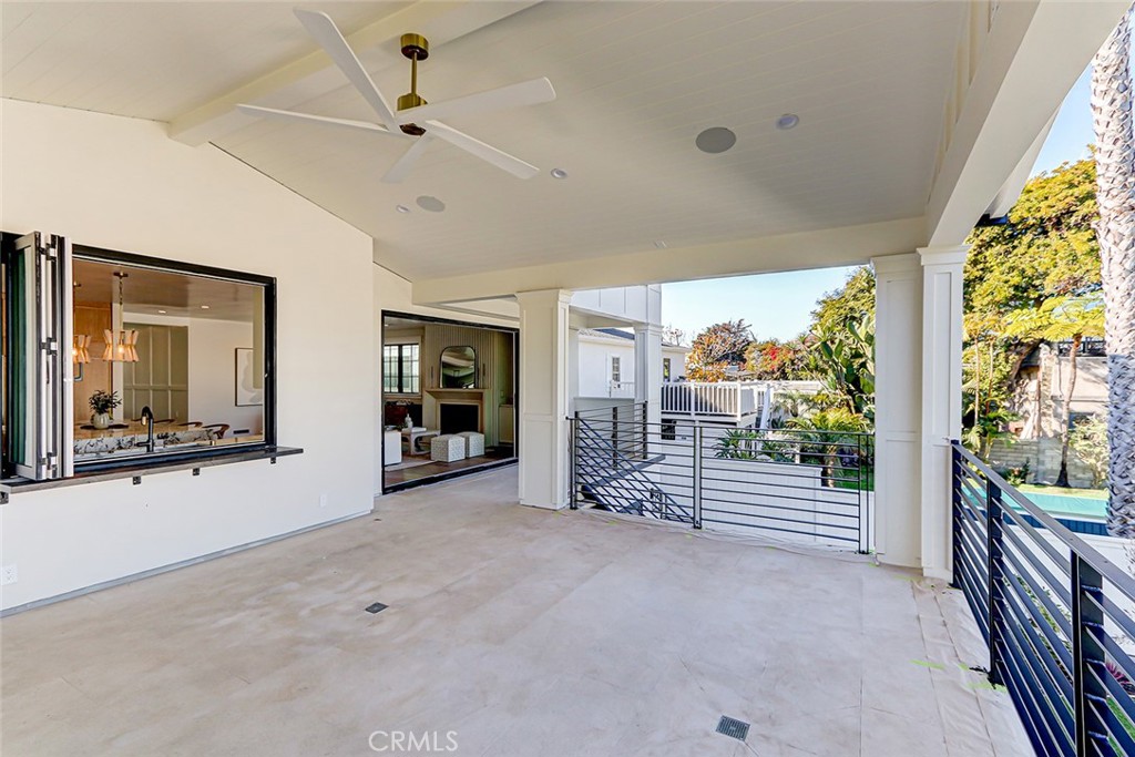 647 West Maple Avenue El Segundo, CA 90245 - Photo 38 of 58