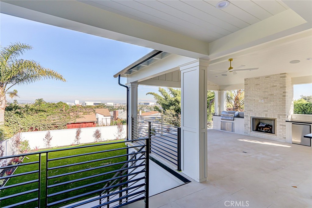 647 West Maple Avenue El Segundo, CA 90245 - Photo 40 of 58