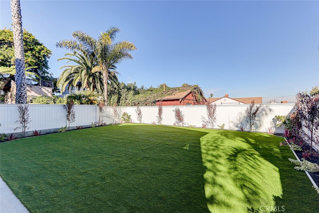 647 West Maple Avenue El Segundo, CA 90245 - Photo 53 of 58