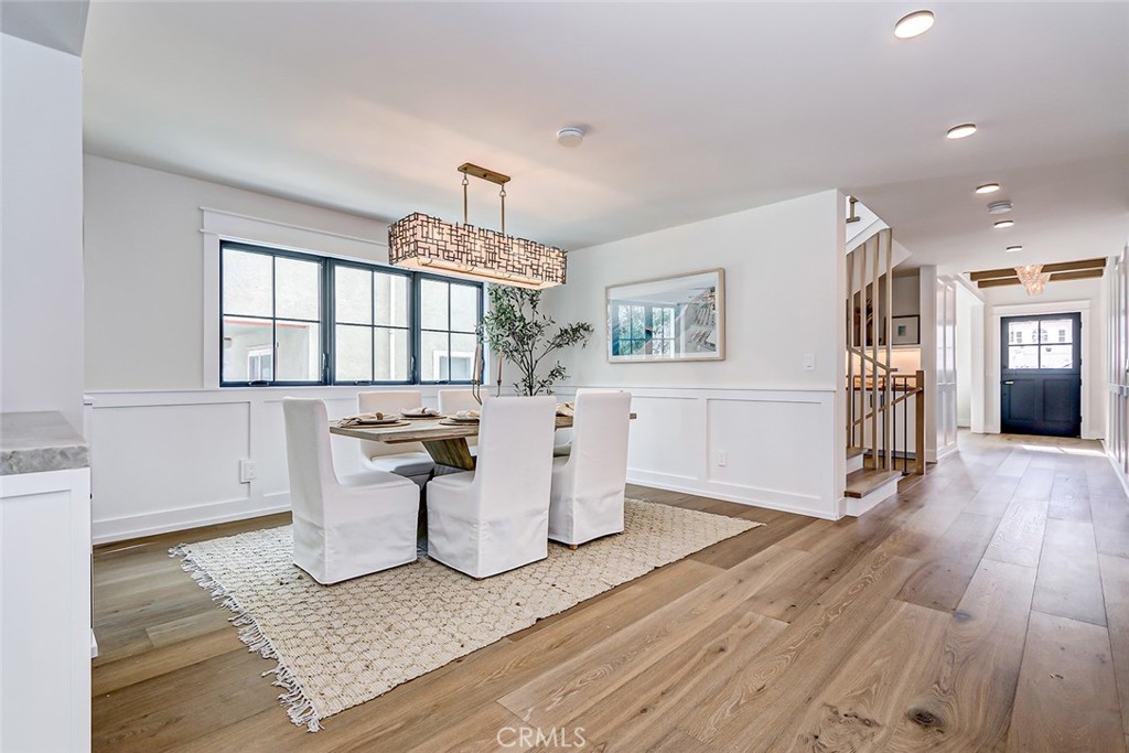 647 West Maple Avenue El Segundo, CA 90245 - Photo 9 of 58