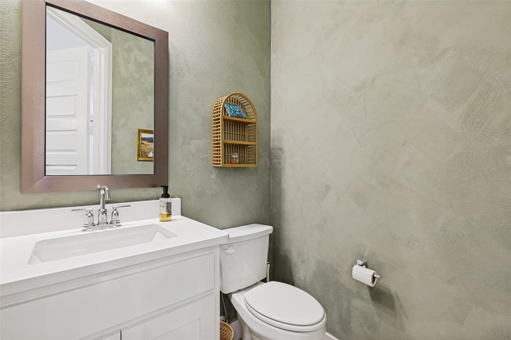 8114 Fallston Court Dallas, TX 75231 - Photo 12 of 24