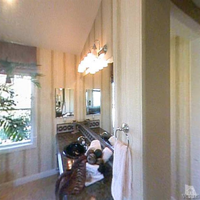 7331 Nicklaus Road Moorpark, CA 93021 - Photo 7 of 8 Additional Photo