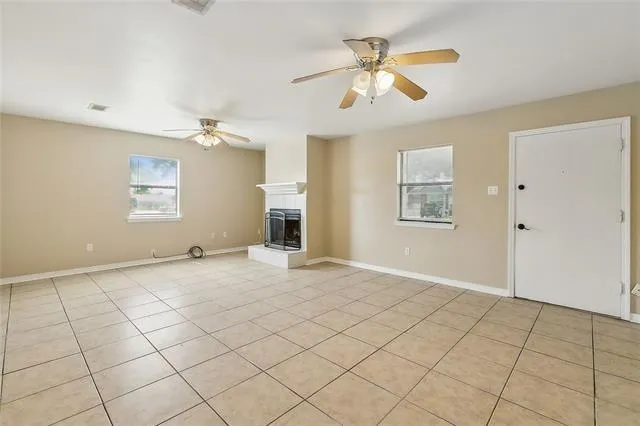 $1,800 | 9437 East Claiborne Parkway, Westwego, LA 70094