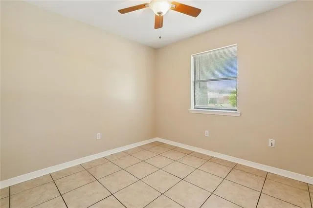 $1,800 | 9437 East Claiborne Parkway, Westwego, LA 70094