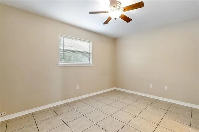 $1,800 | 9437 East Claiborne Parkway, Westwego, LA 70094