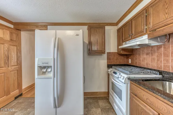 $325,000 | 345 South Elm Avenue, Erwin, TN 37650