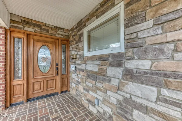 $325,000 | 345 South Elm Avenue, Erwin, TN 37650