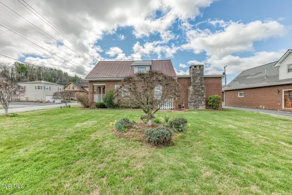 $325,000 | 345 South Elm Avenue, Erwin, TN 37650