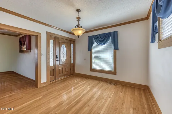 $325,000 | 345 South Elm Avenue, Erwin, TN 37650