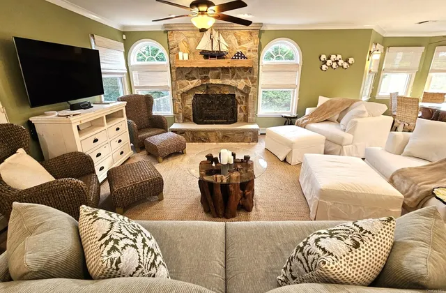 a kitchen with a table and chairs in it