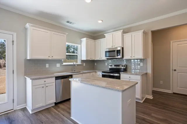 $274,400 | 7136 Foggy River Drive, Aiken, SC 29801