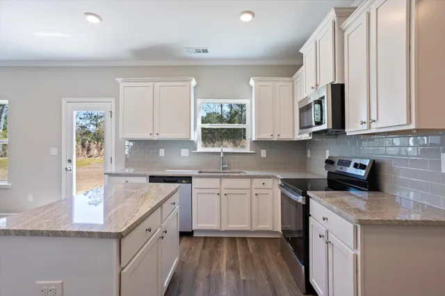 $274,400 | 7136 Foggy River Drive, Aiken, SC 29801