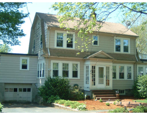 24 Governor Road Stoneham, MA 02180 - Photo 12 of 12 Gallery Image 12