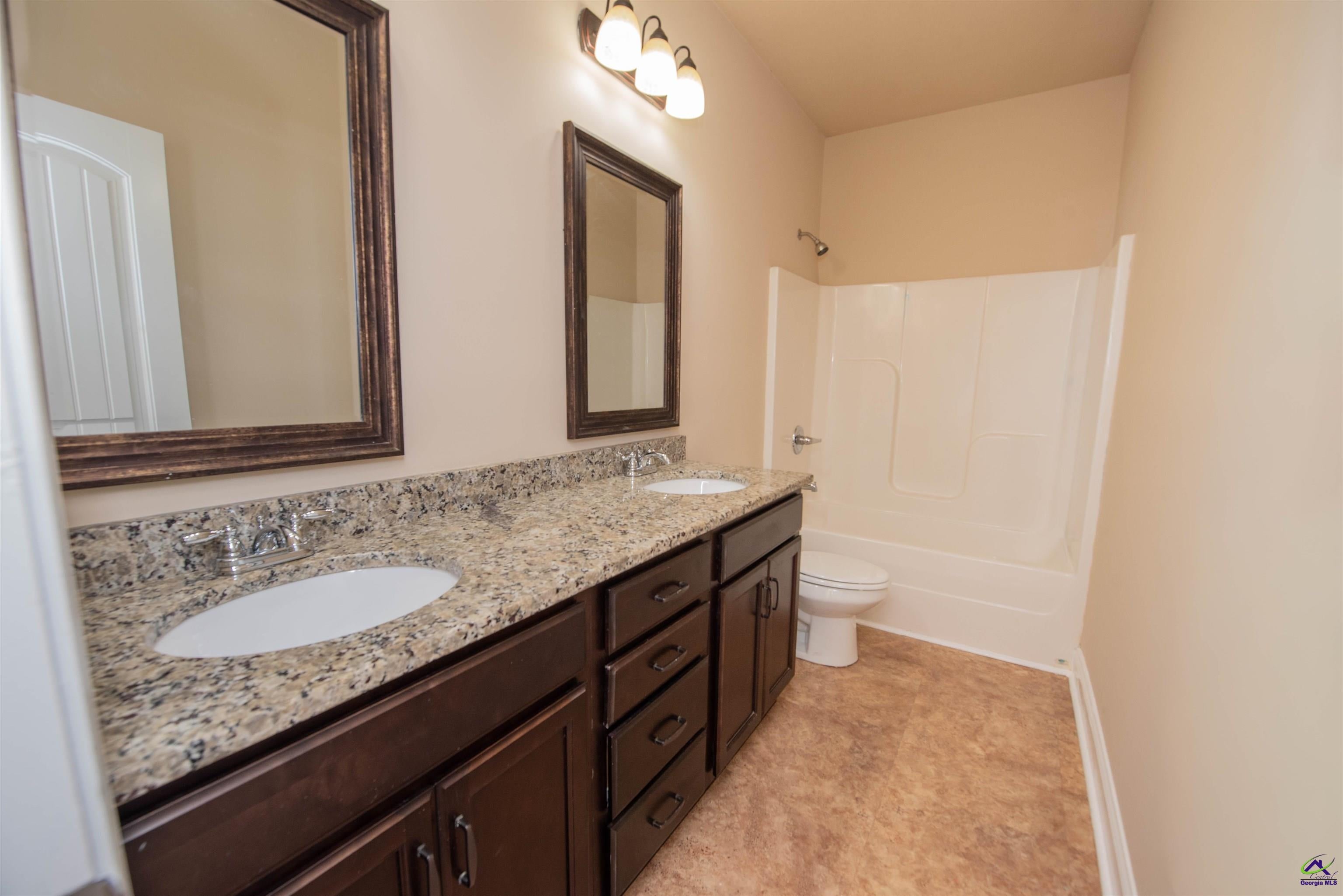 212 Christopher Luke Circle Perry, GA 31069 - Photo 37 of 58 Gallery Image 37