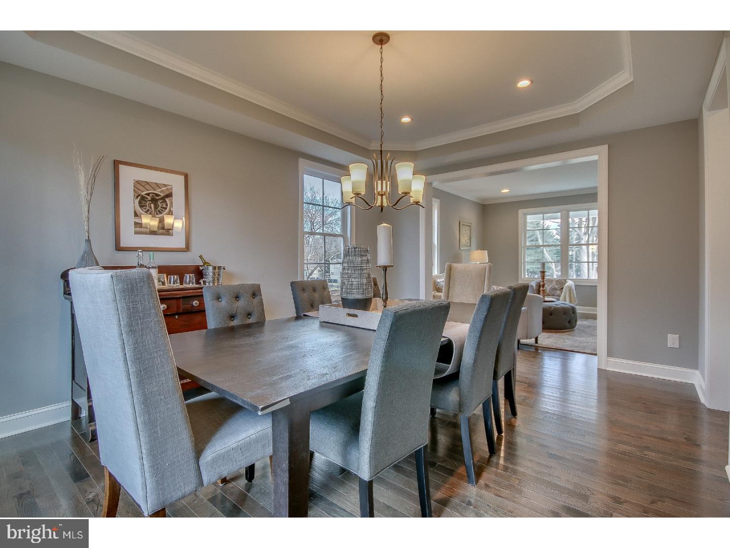 933 Molly Court, Unit 6 Rydal, PA 19046 - Photo 9 of 24 Dining Room