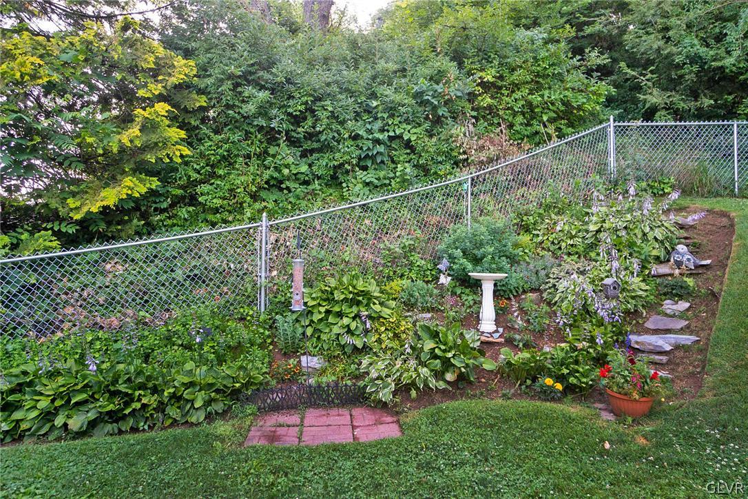 2341 Highland Street Reading, PA 19609 - Photo 33 of 36 a view of a yard