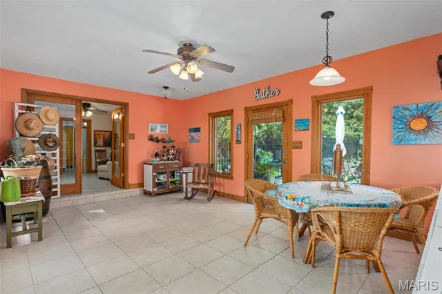 $360,000 | 900 Montana Street, Gillespie, IL 62033