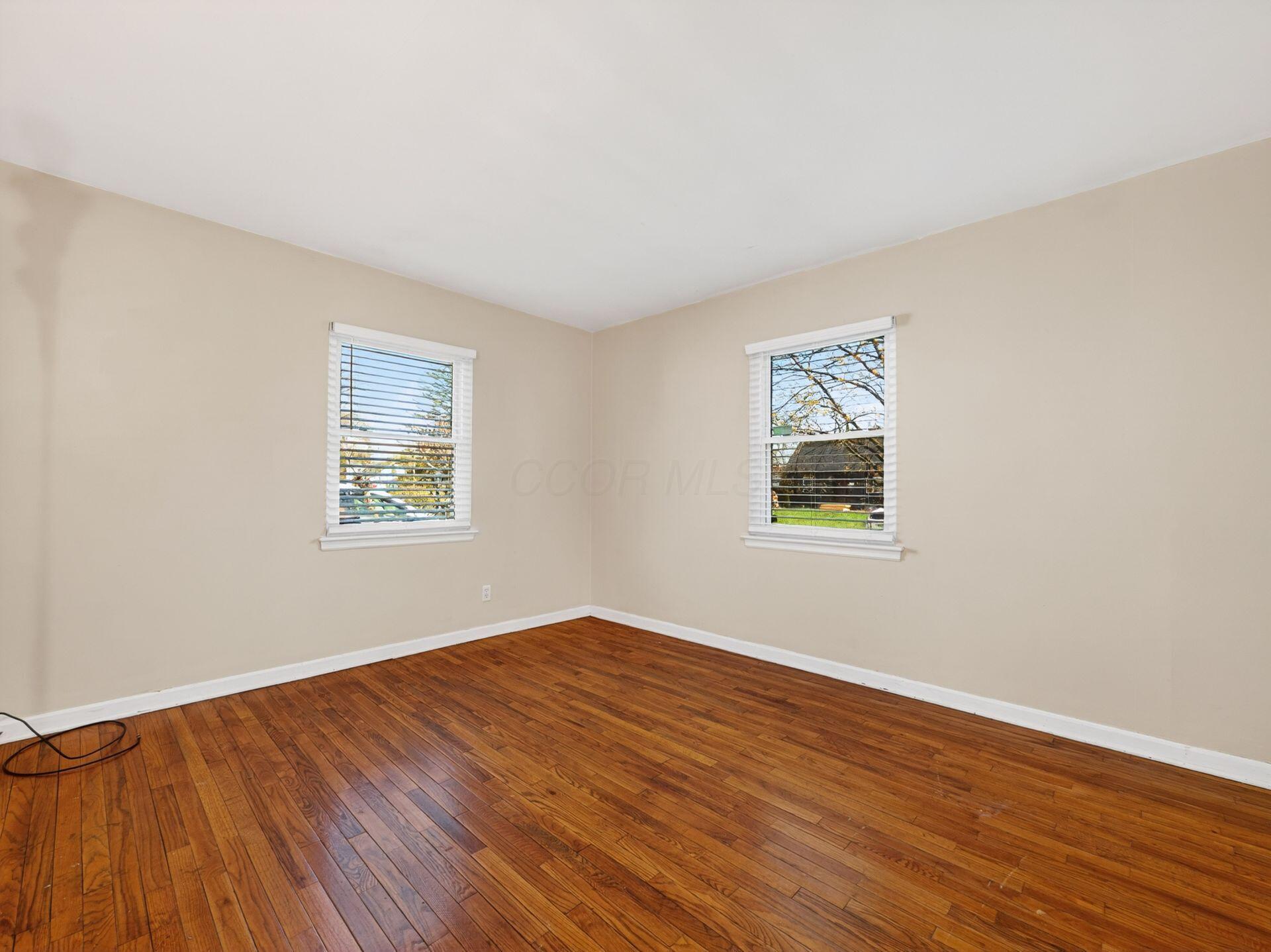3085 Gerbert Road Columbus, OH 43224 - Photo 15 of 34 Front Bedroom - 13'6" x 11'2"