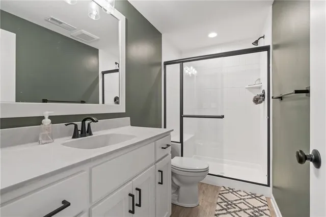 $950,000 | 14616 Aspen Circle, Basehor, KS 66007