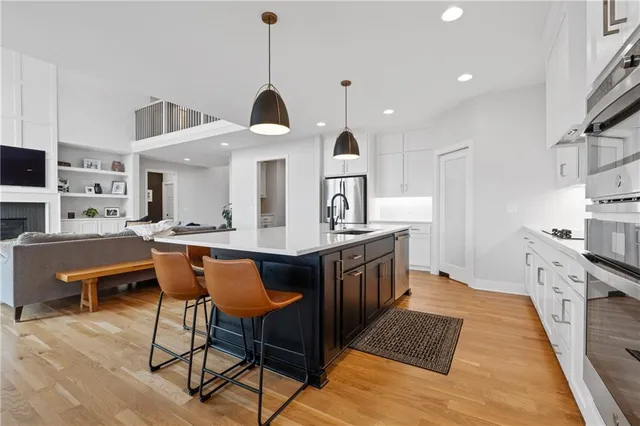 $950,000 | 14616 Aspen Circle, Basehor, KS 66007