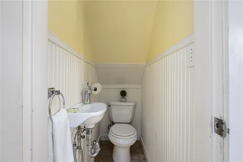 $1,125,000 | 17 Meikle Avenue, Newport, RI 02840