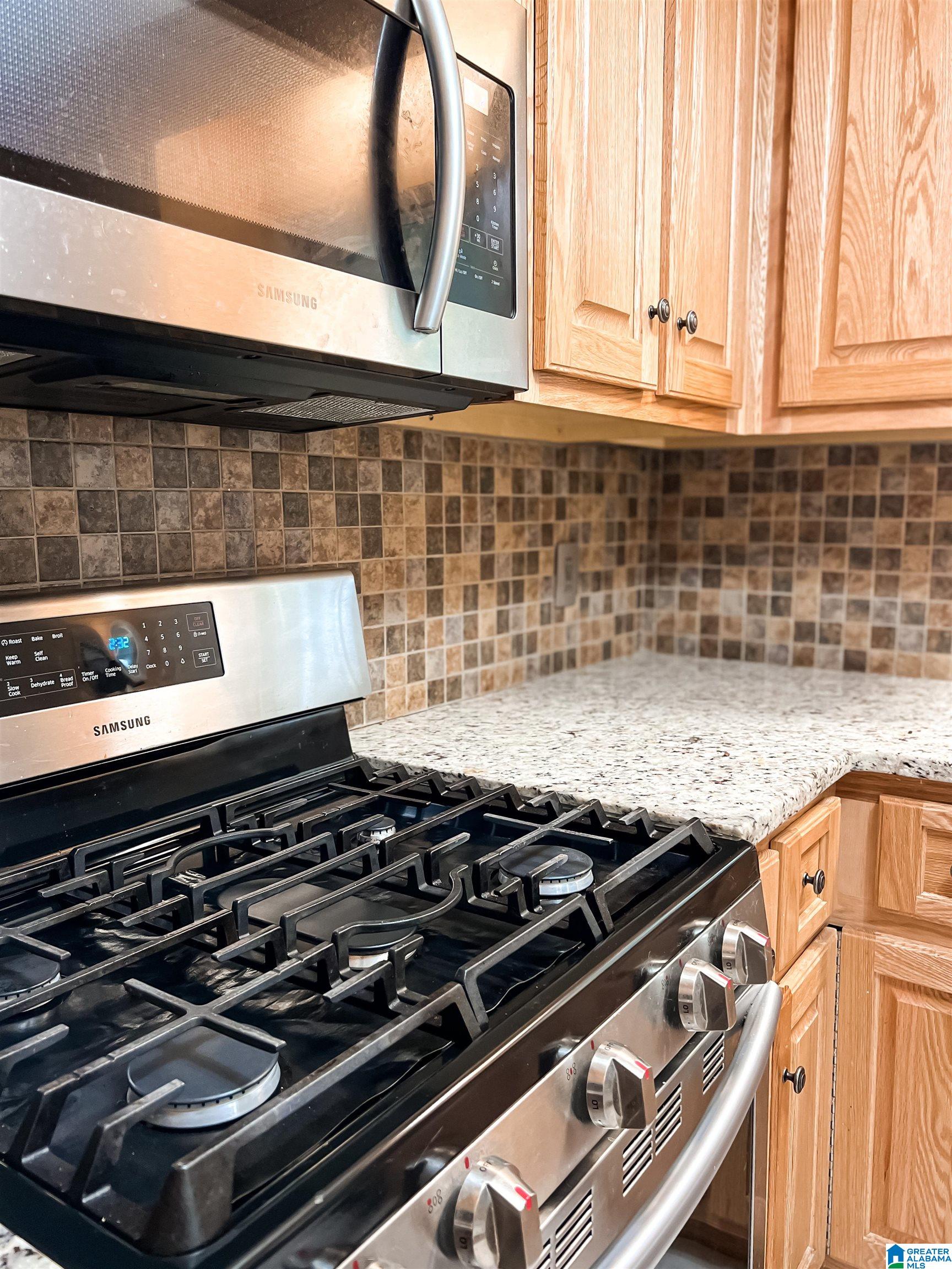 1704 Hayes Street Southwest Hartselle, AL 35640 - Photo 6 of 24