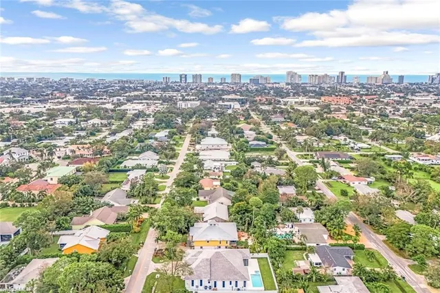 $2,995,000 | 1317 Cypress Woods Drive, Naples, FL 34103