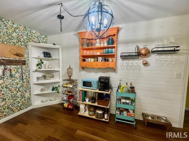7210 West Dinsmore Road Bloomington, IN 47403 - Photo 8 of 26 Gallery Image 8