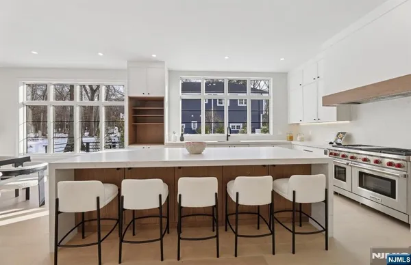 $2,499,999 | 308 Spring Lane, Haworth, NJ 07641