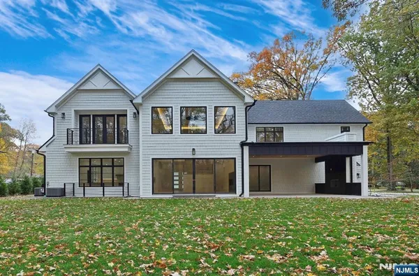 $2,499,999 | 308 Spring Lane, Haworth, NJ 07641