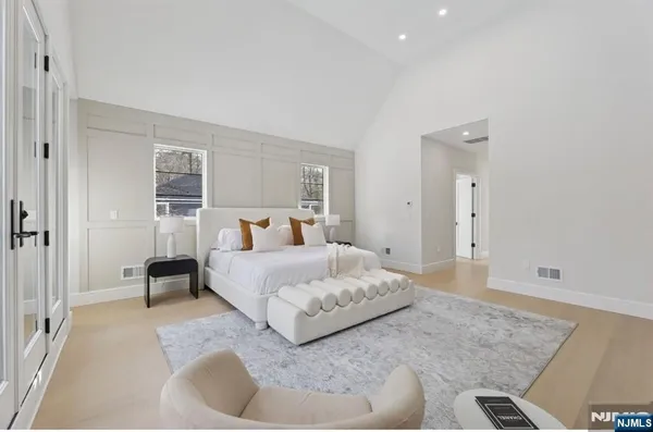 $2,499,999 | 308 Spring Lane, Haworth, NJ 07641