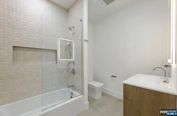 $2,499,999 | 308 Spring Lane, Haworth, NJ 07641