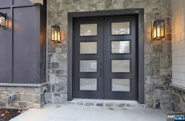 $2,499,999 | 308 Spring Lane, Haworth, NJ 07641