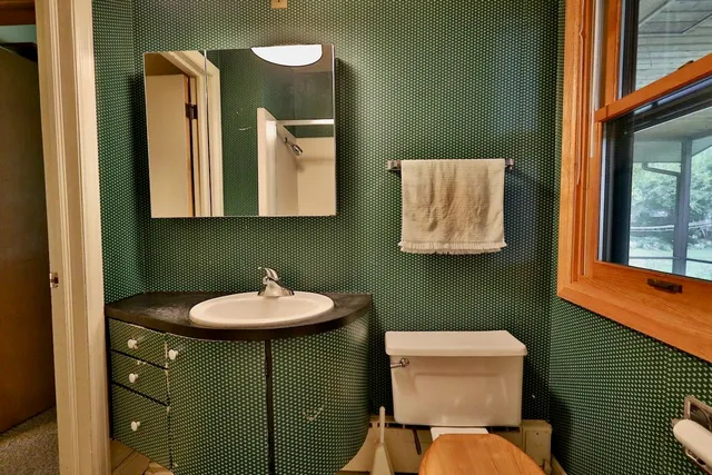 $369,900 | 713 Redland Drive, Madison, WI 53714